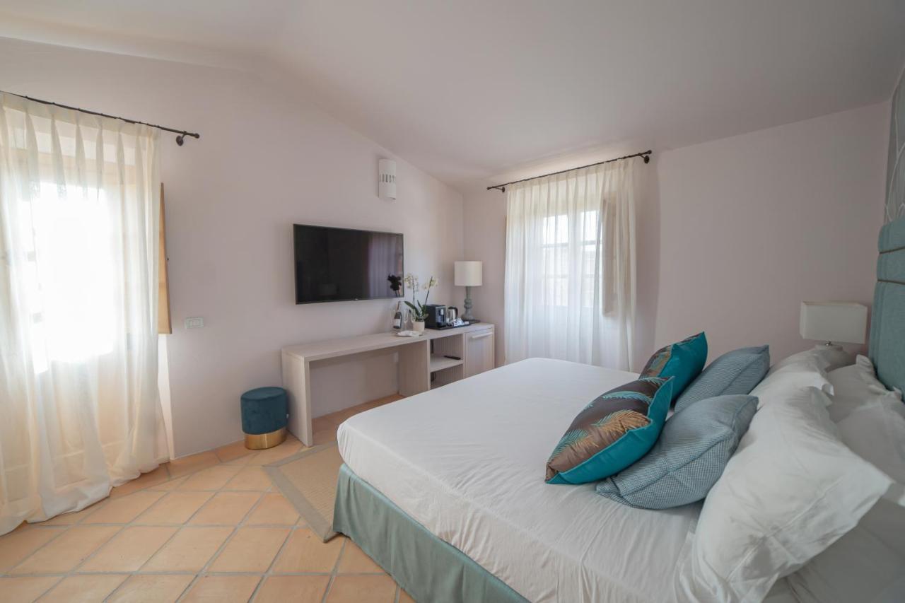ארזח'ינה Hotel Borgo Smeraldo מראה חיצוני תמונה