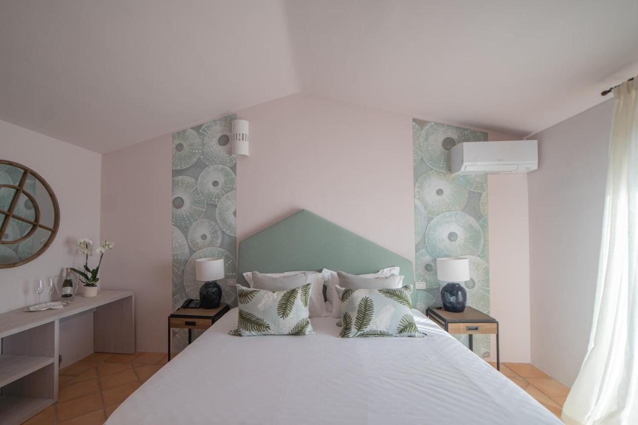 ארזח'ינה Hotel Borgo Smeraldo מראה חיצוני תמונה