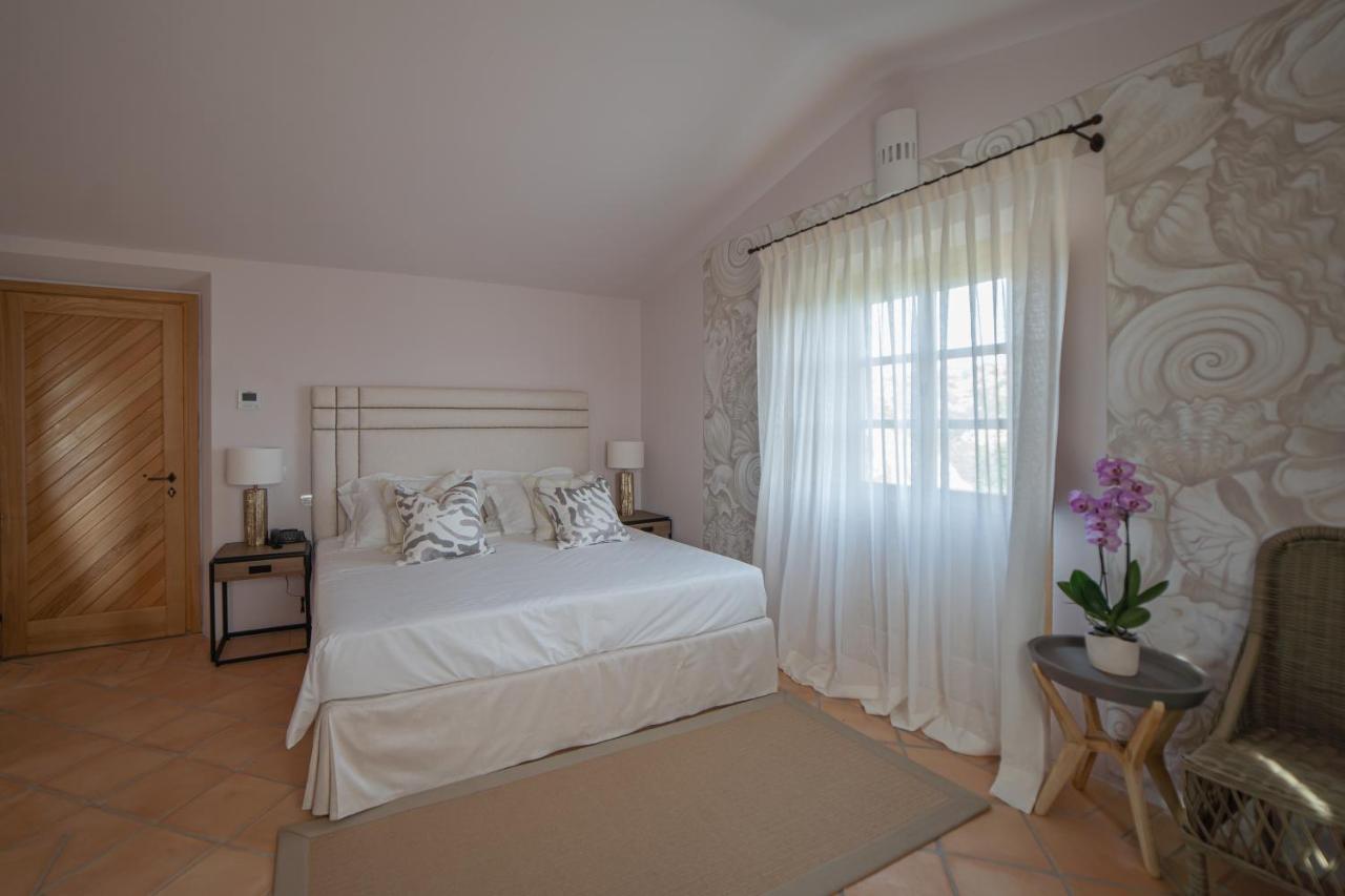 ארזח'ינה Hotel Borgo Smeraldo מראה חיצוני תמונה