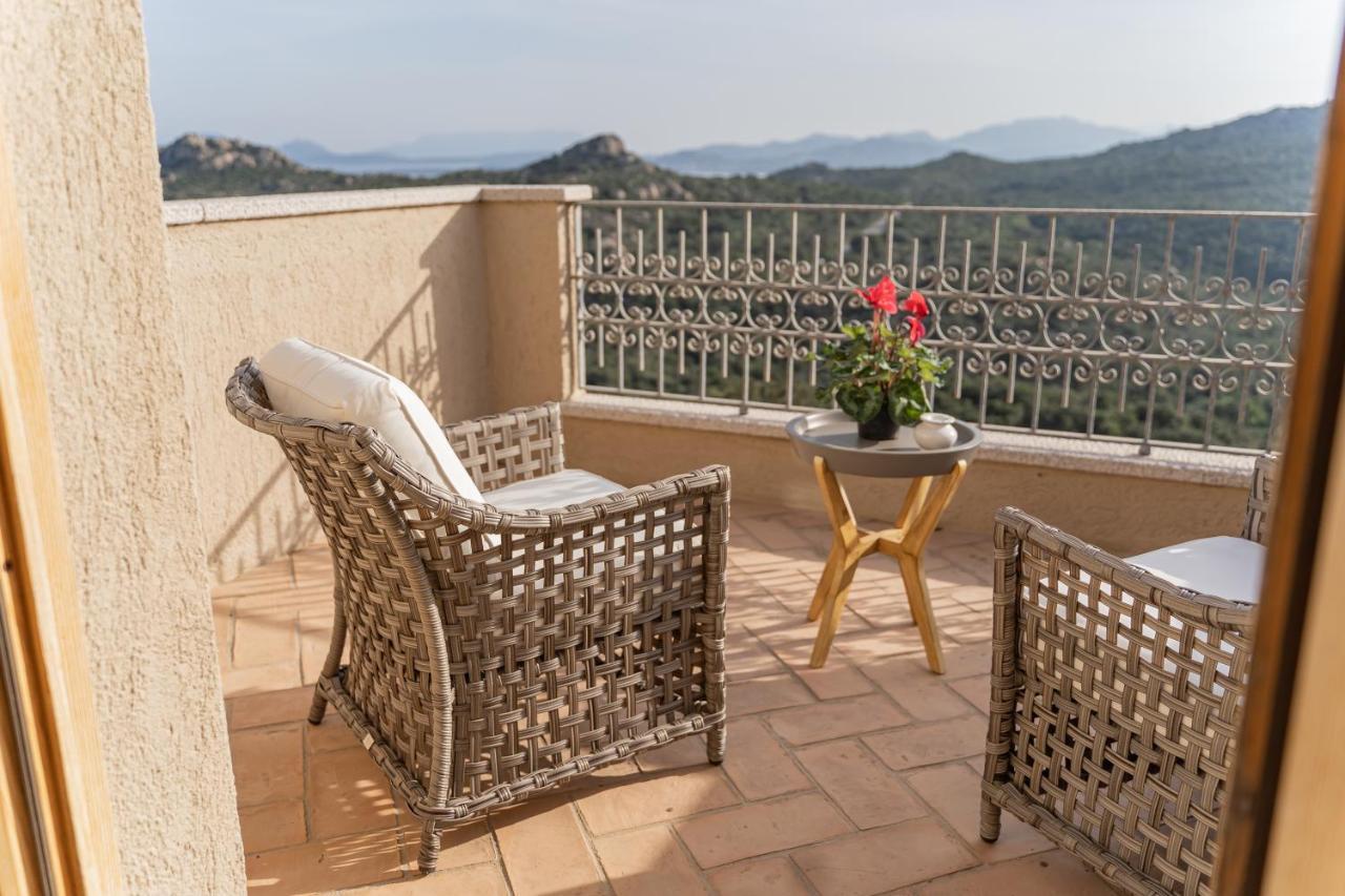 ארזח'ינה Hotel Borgo Smeraldo מראה חיצוני תמונה