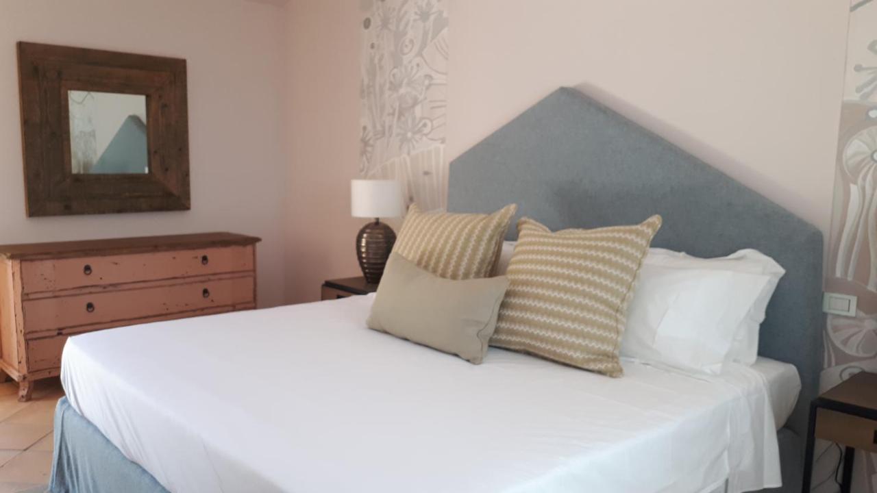 ארזח'ינה Hotel Borgo Smeraldo מראה חיצוני תמונה