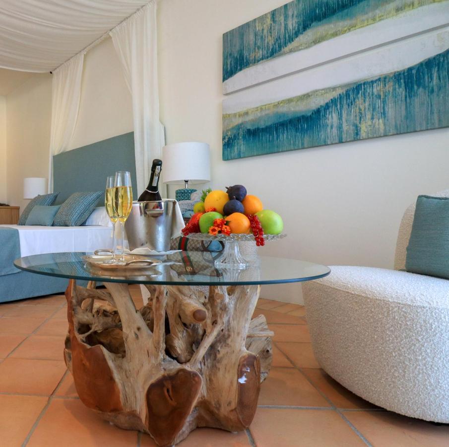 ארזח'ינה Hotel Borgo Smeraldo מראה חיצוני תמונה