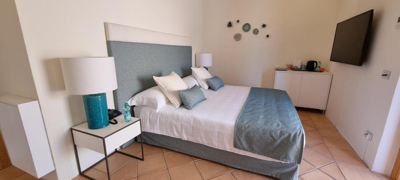 ארזח'ינה Hotel Borgo Smeraldo מראה חיצוני תמונה